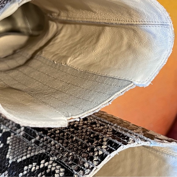 Zimmerman Python Mid Boot Size 9 - Picture 12 of 13